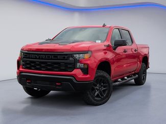 New 2026 Chevrolet Silverado 1500 Custom Trail Boss w/ LPO, Dark Essentials Package video 2