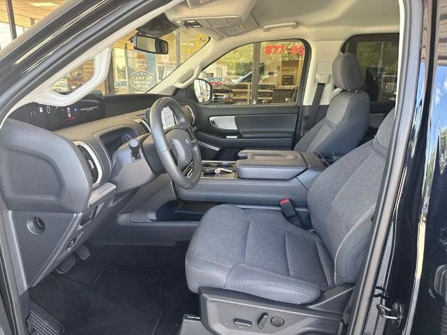 Certified 2025 Ford Expedition Active RWD image 8