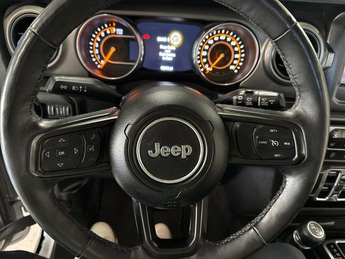 Used 2018 Jeep Wrangler Unlimited Sport S image 11