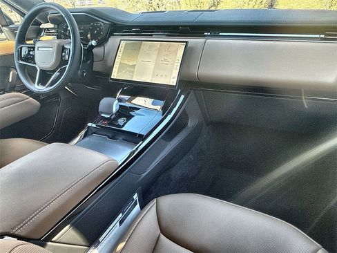Used 2025 Land Rover Range Rover Sport Dynamic SE image 13