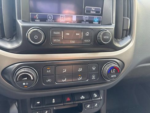 Used 2016 Chevrolet Colorado Z71 AWD/4WD image 12