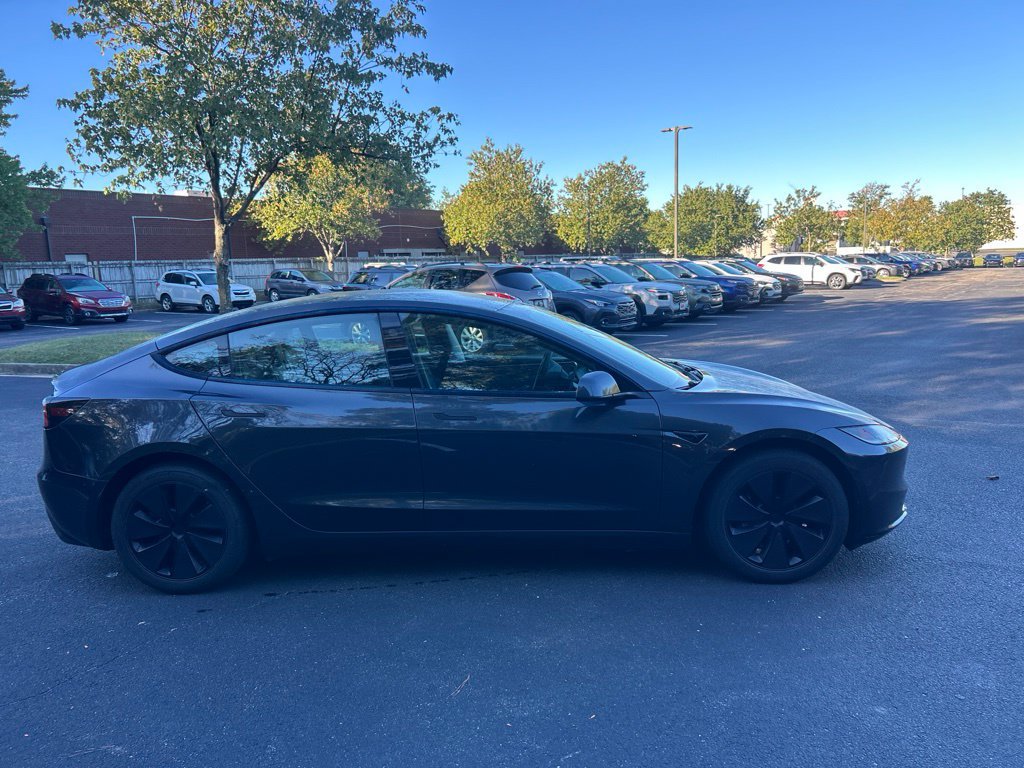 Used 2024 Tesla Model 3 Standard Range RWD image 2