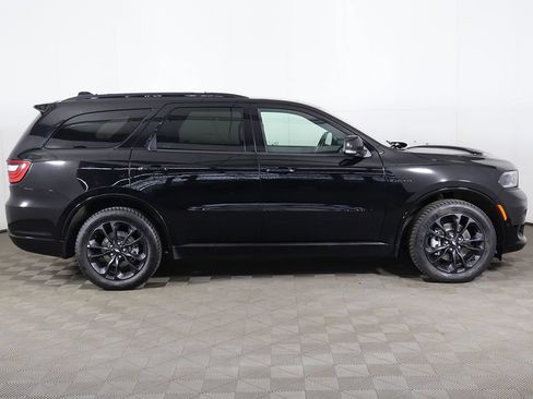 Used 2025 Dodge Durango R/T w/ Blacktop Package AWD/4WD image 22