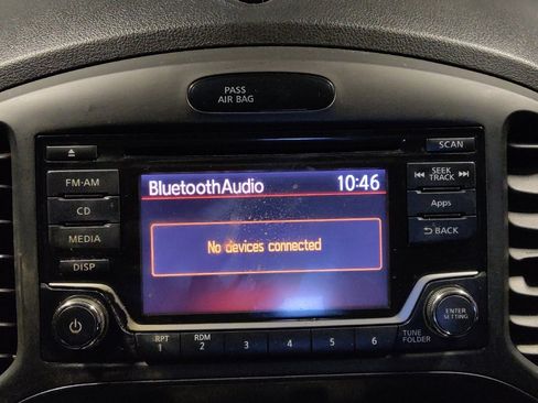 Used 2016 Nissan Juke S image 25