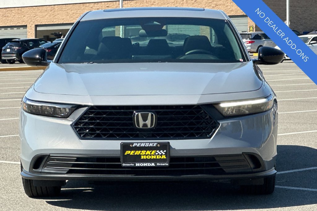 Used 2025 Honda Accord Sport image 9