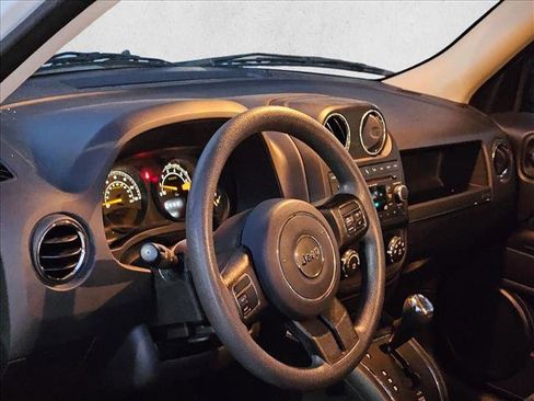 Used 2016 Jeep Patriot Sport w/ Power Value Group image 9