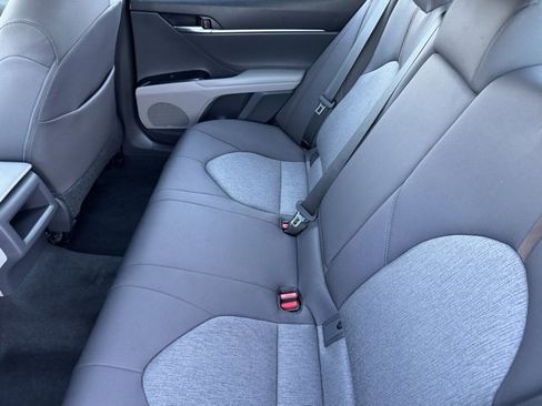 Certified 2018 Toyota Camry LE image 7