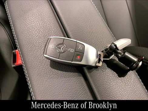 Certified 2026 Mercedes-Benz GLB 250 4MATIC image 16