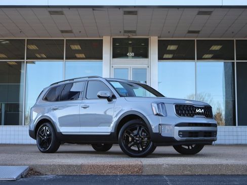 Used 2023 Kia Telluride SX X-Line image 2