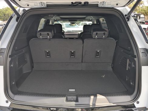 New 2026 Chevrolet Traverse High Country w/ LPO, Floor Liner Package FWD image 13