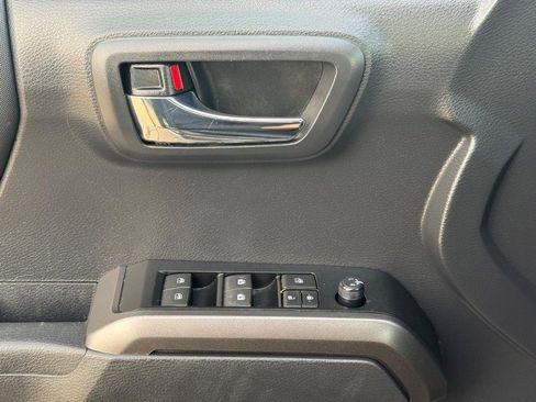 Used 2022 Toyota Tacoma TRD Sport w/ TRD Premium Sport Package image 27