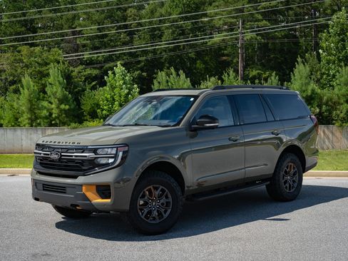 Used 2025 Ford Expedition Tremor AWD/4WD image 4