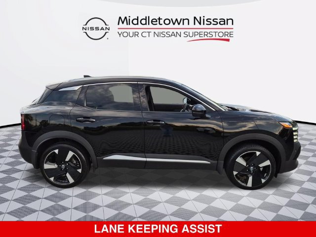 Certified 2025 Nissan Kicks SR AWD/4WD image 2