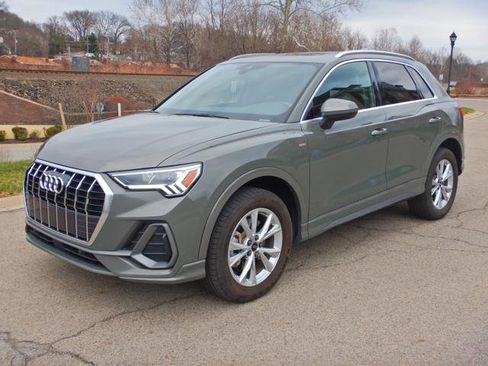 Used 2025 Audi Q3 2.0T Premium image 1