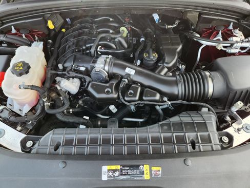 Used 2023 Jeep Grand Cherokee L Laredo AWD/4WD image 41
