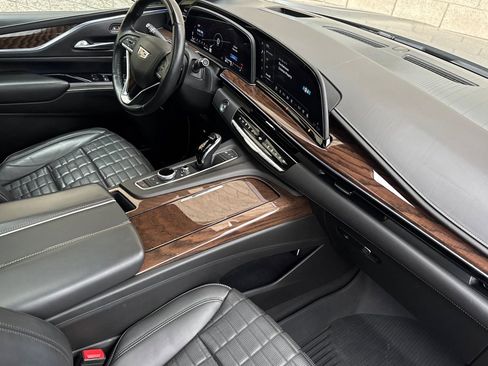 Certified 2021 Cadillac Escalade Sport Platinum w/ Heavy-Duty Trailer Package image 21