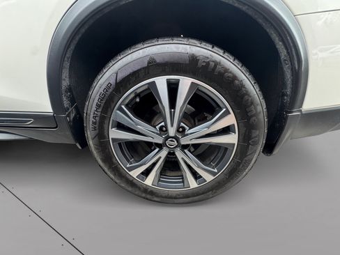 Used 2017 Nissan Rogue SL AWD/4WD image 19