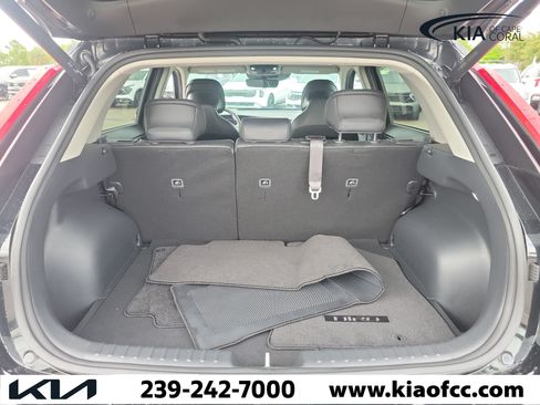 Certified 2023 Kia Niro SX Touring FWD image 11