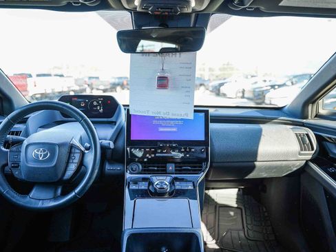 Used 2023 Toyota bZ4X XLE image 13