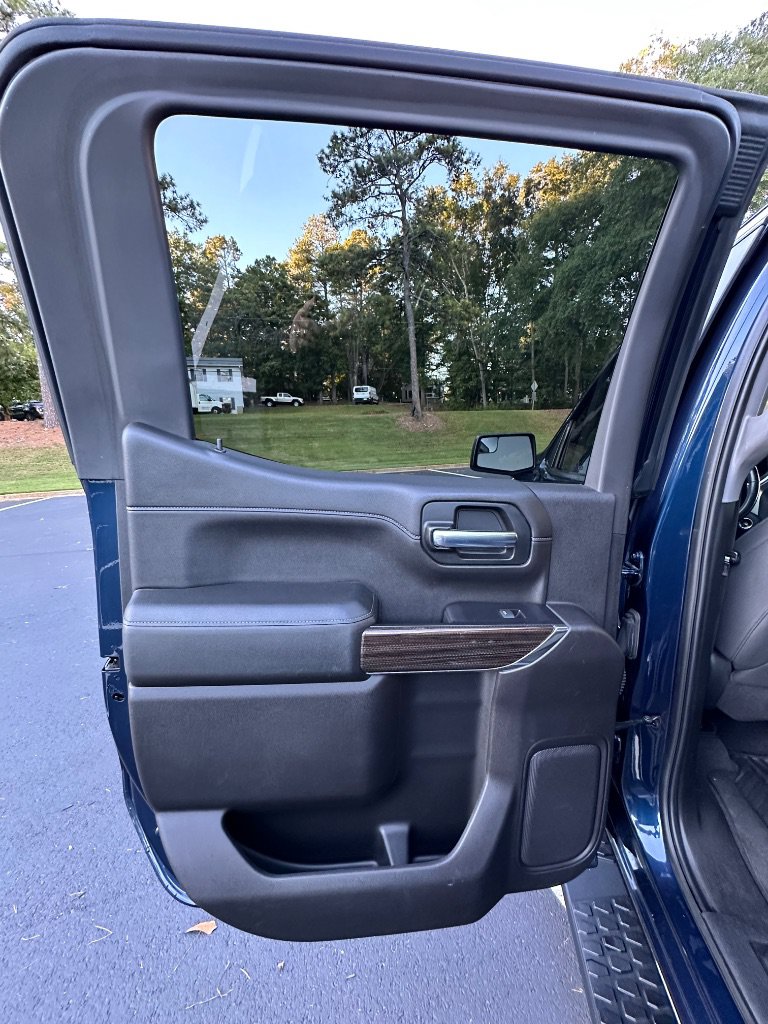 Used 2020 Chevrolet Silverado 1500 RST w/ All-Star Edition RWD image 18