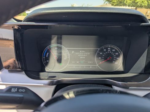 Used 2022 Kia Sorento S FWD image 35