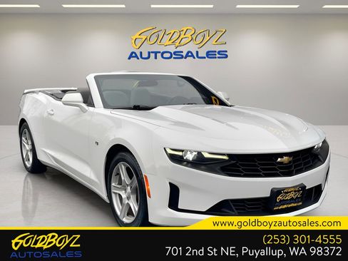 Used 2022 Chevrolet Camaro LT image 2