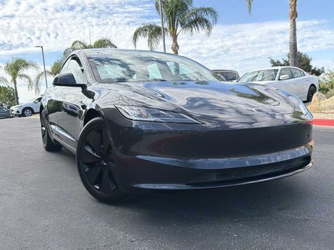 Used 2024 Tesla Model 3 Long Range RWD image 29