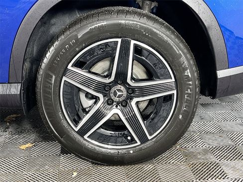 New 2026 Mercedes-Benz GLC 300 4MATIC image 33