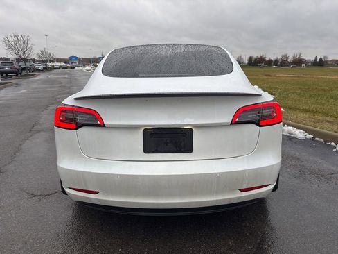 Used 2022 Tesla Model 3 Performance image 7