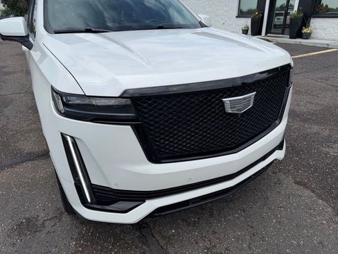 Used 2021 Cadillac Escalade Sport Platinum AWD/4WD image 13