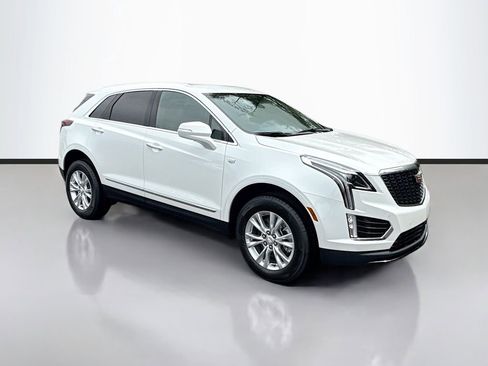 New 2025 Cadillac XT5 Luxury w/ LPO, Floor Liner Package image 3