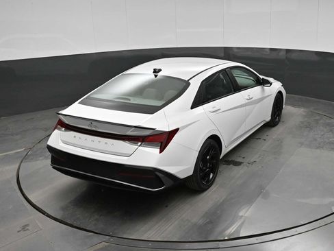 New 2026 Hyundai Elantra Sport FWD image 28