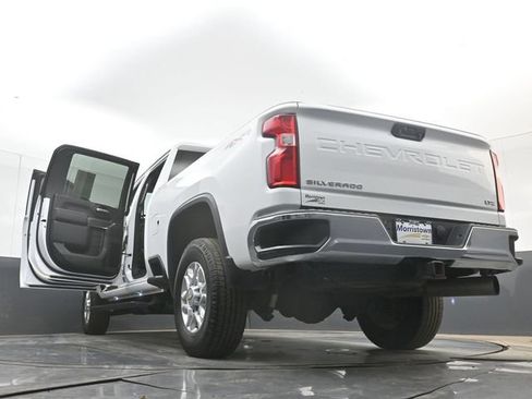 Used 2023 Chevrolet Silverado 2500 LTZ AWD/4WD image 52