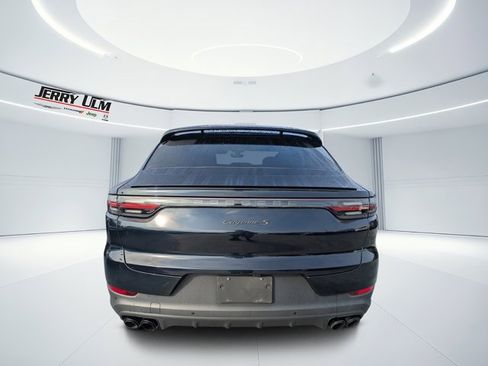 Used 2022 Porsche Cayenne S Platinum image 4