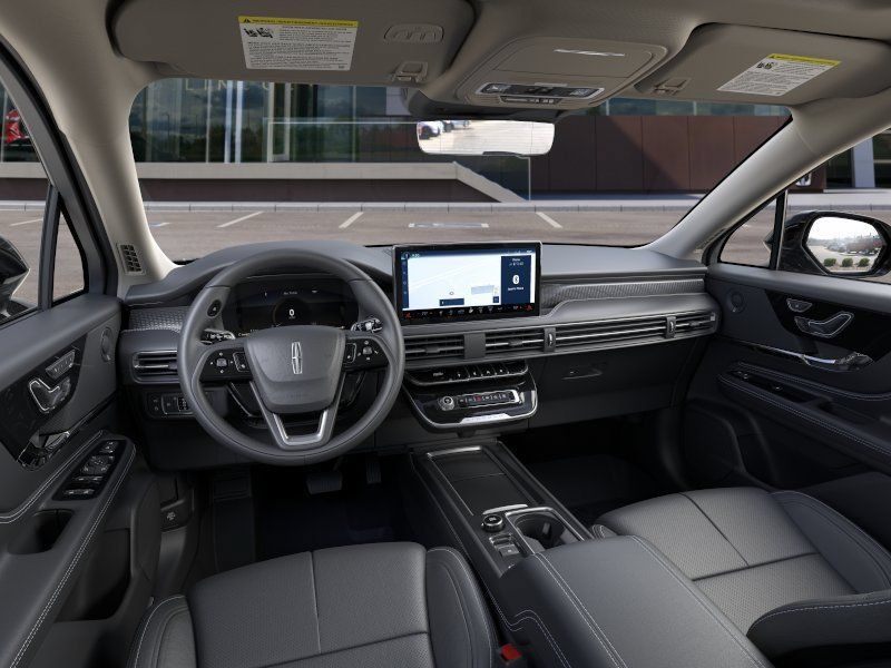 New 2025 Lincoln Corsair Grand Touring w/ Equipment Group 302A AWD/4WD image 9