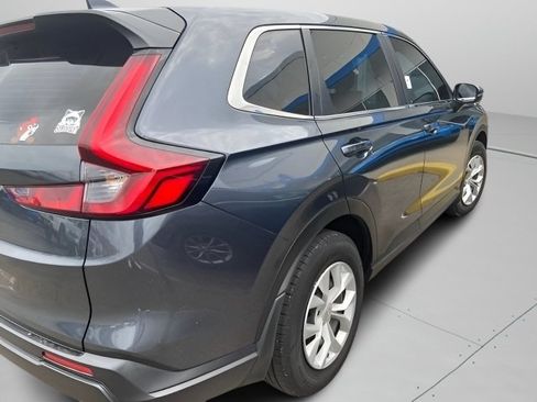 Used 2023 Honda CR-V LX image 8