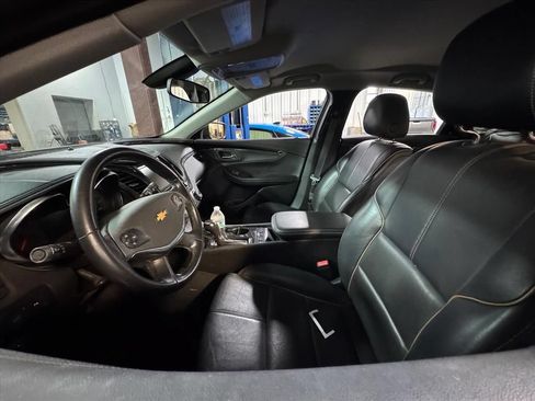 Used 2019 Chevrolet Impala Premier FWD image 9