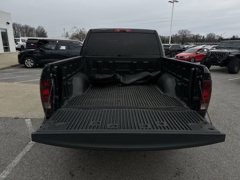Used 2018 RAM 1500 Express w/ Black Ram 1500 Express Group image 23