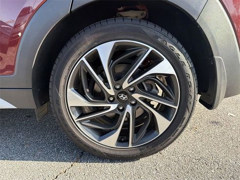 Used 2019 Hyundai Tucson Sport image 20