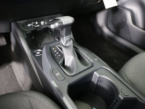 New 2025 Kia K4 EX image 18