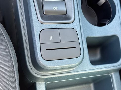 New 2025 Ford Maverick XL image 26