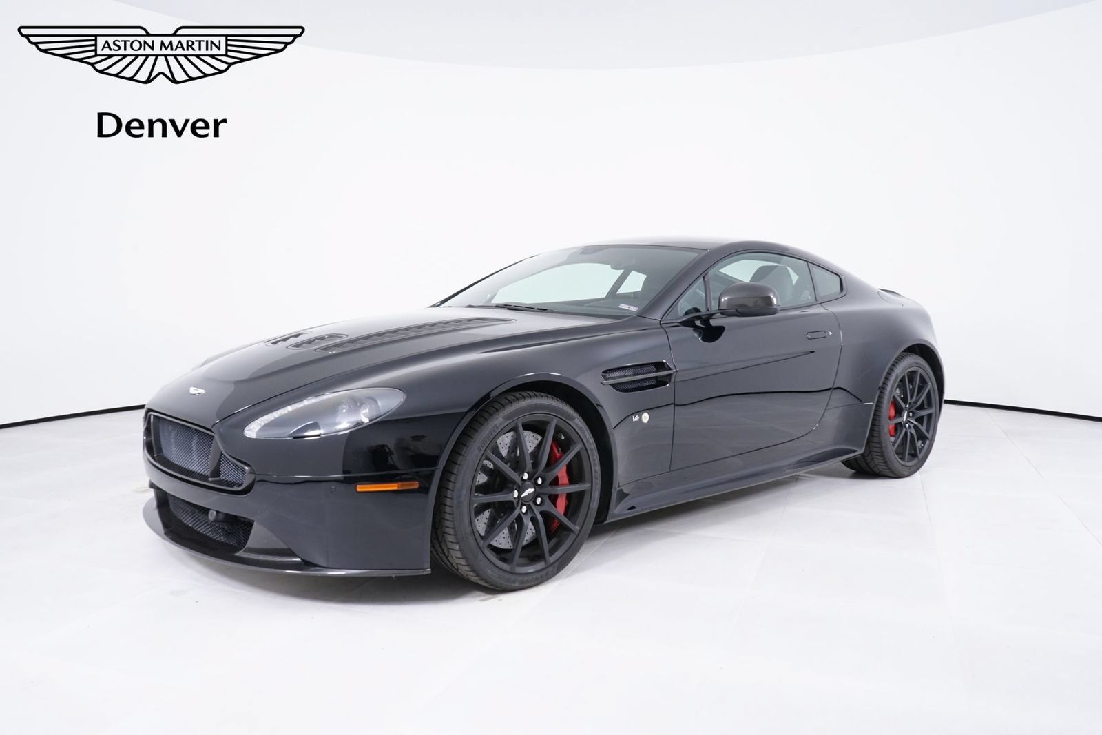 Used 2015 Aston Martin V12 Vantage S RWD image 1