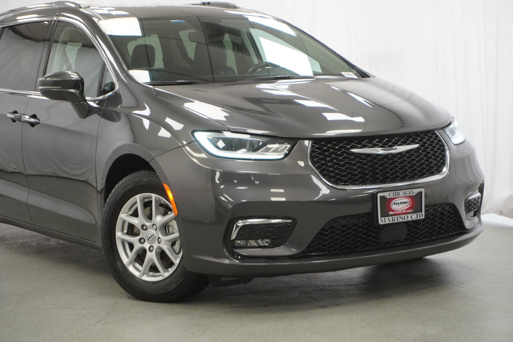 Certified 2021 Chrysler Pacifica Touring-L FWD image 6