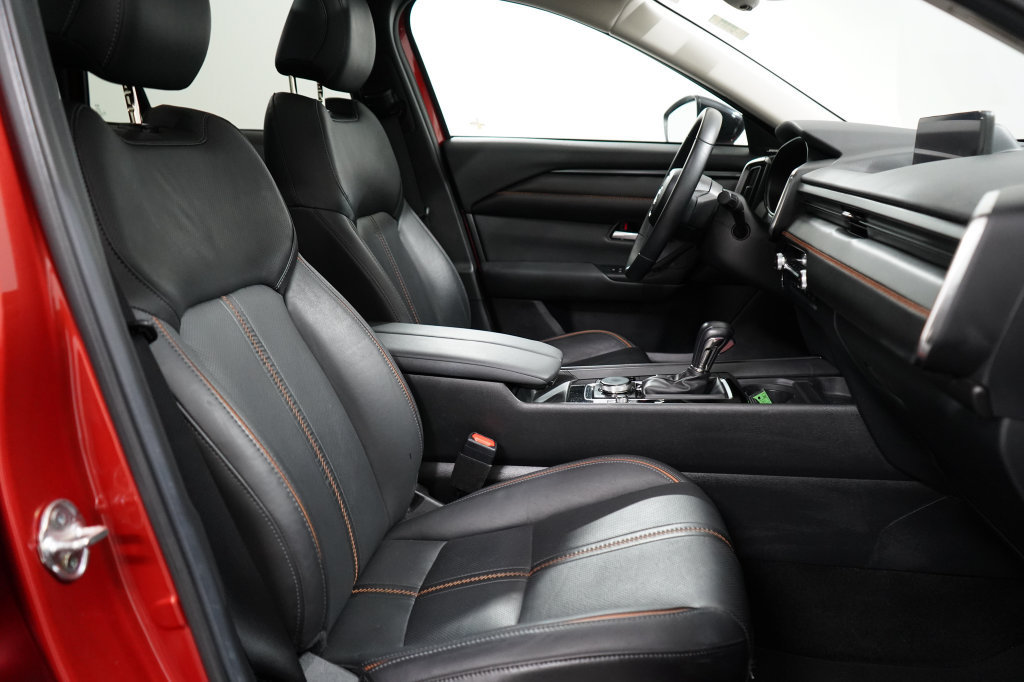 Used 2025 MAZDA CX-50 AWD 2.5 S w/ Premium Plus Pkg image 22