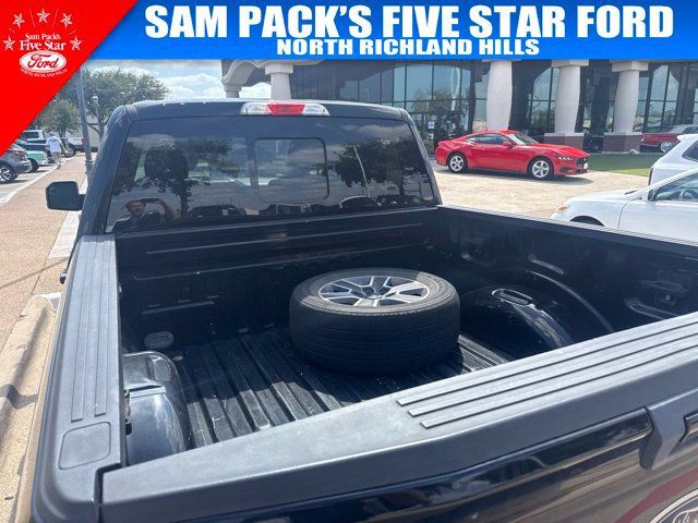 Used 2017 Ford F150 XLT w/ Equipment Group 302A Luxury RWD image 6