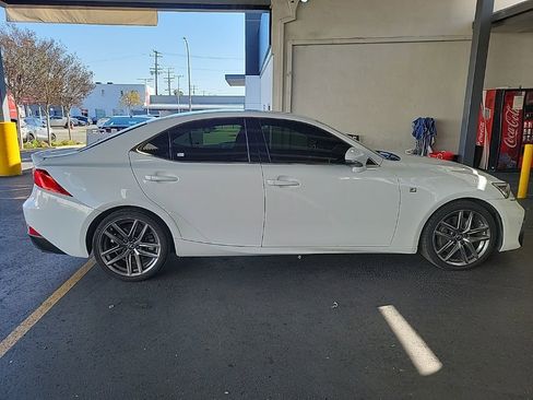 Used 2019 Lexus IS 300 F Sport w/ F Sport Package image 8
