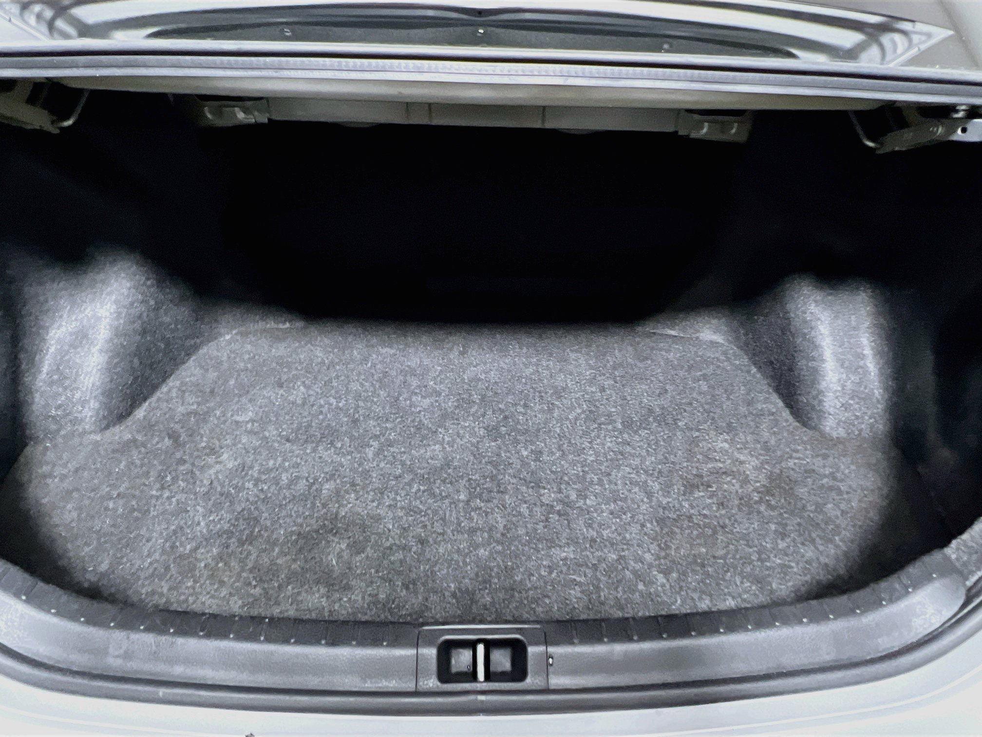 Used 2017 Toyota Corolla SE FWD image 33