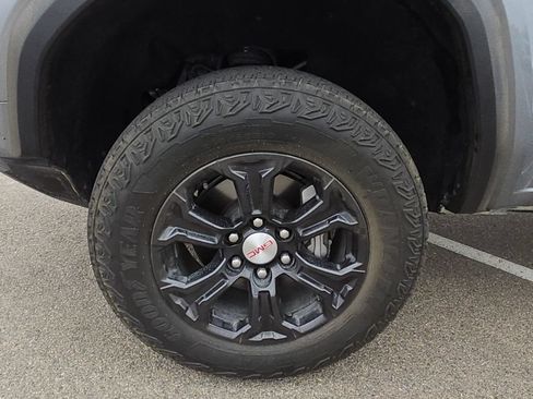 Used 2023 GMC Canyon Elevation w/ Trailering Package RWD image 2
