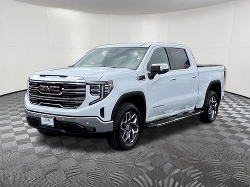 Used 2025 GMC Sierra 1500 SLT w/ SLT Premium Package AWD/4WD image 3