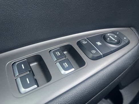 Used 2019 Kia Optima S image 21